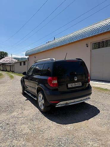 Skoda Yeti: 1.2 l | 2012 il 155600 km Krossover