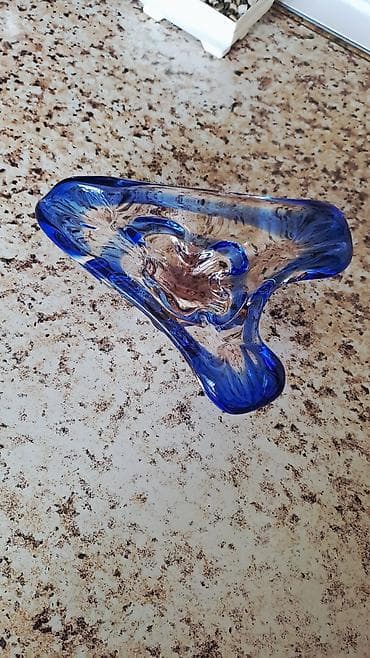 diana heykeli: Meduza – bənövşəyi-mavi tonlarda üfürülmə şüşə dekor qab - Material — 6