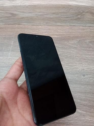 samsung a10 ekranı: Samsung Galaxy A10, 32 GB, rəng - Qara, İki sim kartlı — 4