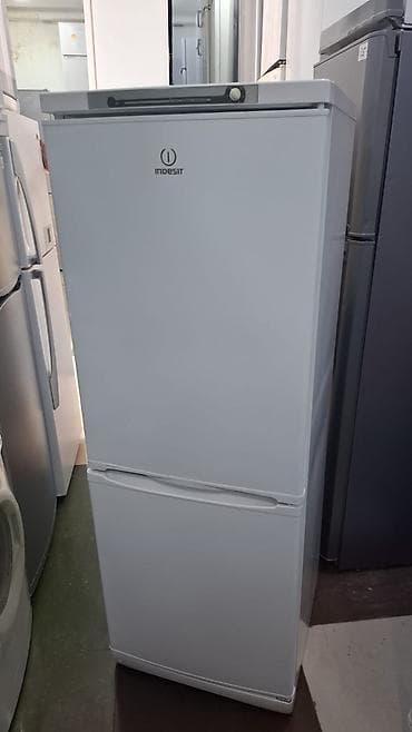 soyuducu satilir: 2 qapılı Indesit Soyuducu Satılır, rəng - Ağ — 1