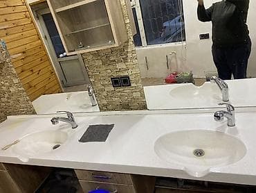 İki bölməli hamam lavabosu və masaüstü - Material: ağ rəngli bərk səth