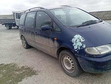 Volkswagen Sharan: 1.9 l | 1999 il Van/Minivan — 6