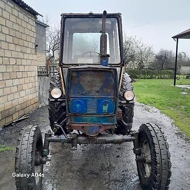 Traktor və qoşqu - Model: MTZ tipli təkərli kənd təsərrüfatı traktoru