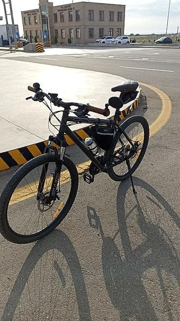 İdman velosipedləri: Dağ tipli velosiped – Forward markası Xüsusiyyətlər: - Yüngül və — 6