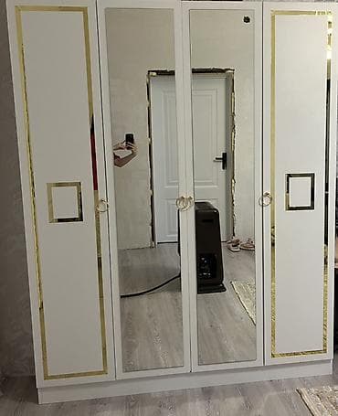 4 qapılı, Güzgülü, Ağ, Açılan, Düz dolab