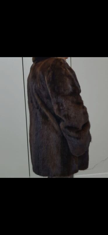 suba jiletler: Şuba 400azn
Qresiyadan alınıb
44/46 — 2