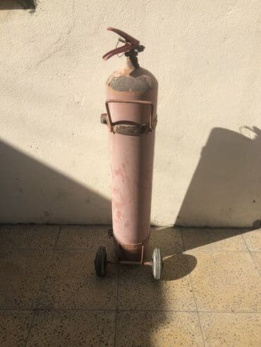 Samovarlar: Yanğın söndürən balonu Carbon dioksid balonu yaxşı vəziyyətdədir içi — 2