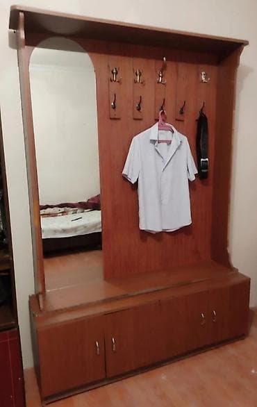 4 qapılı dəhliz dolabı satılır yaxşı vəziyyətdədir