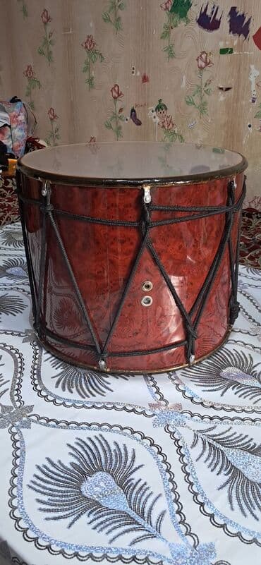 вазы для фруктов и конфет: Nəğara - Korpus: qırmızı-ağac naxışlı, parlaq laklı örtük fıstıq — 1