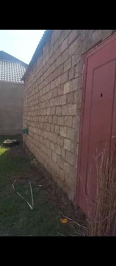 evler gence: Sabunçu rayonu Kürdəxanı qəsəbəsində 2 sotun içərisində 1mərtəbəli( — 7