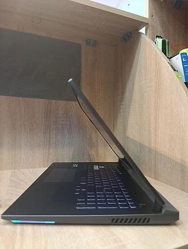 ryzen: ASUS 17.3 ", AMD Ryzen 7, 512 GB — 10