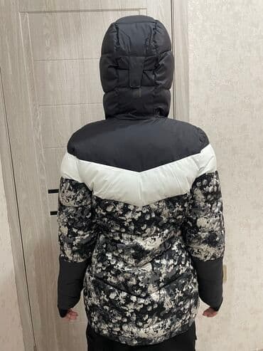 Pencəklər: ✅Kurtka əsl məşhur COLUMBIA brendinindir. Çox keyfkyyətlidir. ✅İçərisi — 9