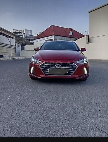 Hyundai Elantra: 2 l | 2016 il Sedan