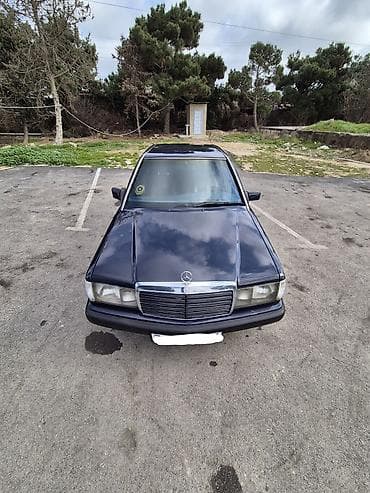 masım: Mercedes-Benz 190 (W201): 2 l | 1992 il Sedan — 3