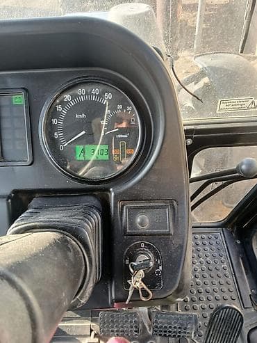 kamaz kran satilir: Belarus 1025.2 (Gəncə) təkərli traktor - Model: Belarus 1025.2 - — 8