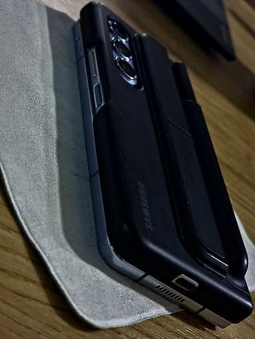 z fold 3 ekran: Samsung Galaxy Z Fold 5, 512 GB, rəng - Mavi, İki sim kartlı — 6