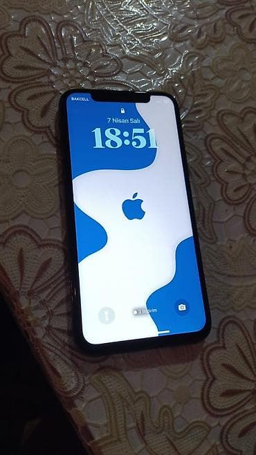 IPhone X, 64 GB, Qara