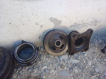 Avtomobil üçün müxtəlif metal ehtiyat hissələri Təsvir: - Şəkillərdə