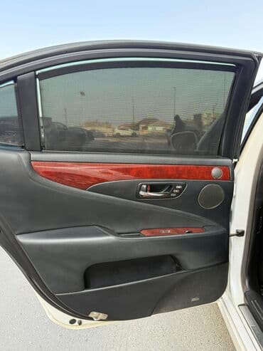 hybrid avtomobillər qiymətləri: Lexus LS: 4.6 l | 2009 il Sedan — 9