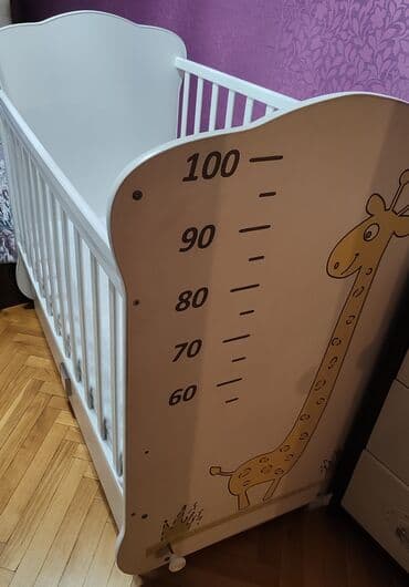 bogema aliram: Oğlan və qız üçün, İşlənmiş, Beşik, Yellənmə mexanizm ilə — 1