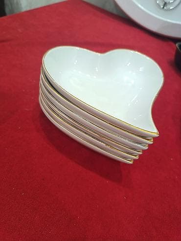 marcipan tort sekilleri: Şəkildə görülən bütün qablar bütöv halda satılır. Hamısı təzədir — 7