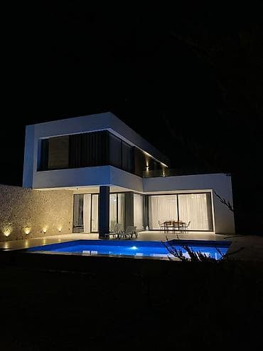 Bağ evi kirayə verilir, Mərdəkan Mərdəkanda yerləşən isti, hovuzlu bağ lalafo.az -da Bağ evi kirayə verilir, Mərdəkan Mərdəkanda yerləşən isti, hovuzlu bağ