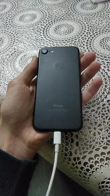 noutbuk barter: IPhone 7, 32 GB, Qara, Barmaq izi — 1