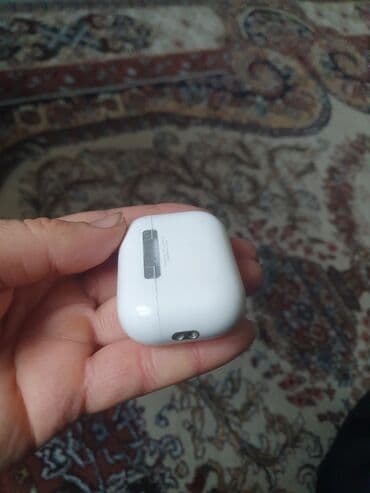 acer planset: Apple " AirPods 2 gen " az səliqəli işlənib 400 manata alınıb — 5