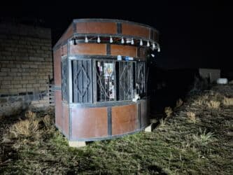 Daraq panellər: Tecili pul lazim oldugu ucun deyerinnen asaqi qiymete satilir. Daşınan — 3