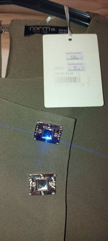 yupqa kofta: Teze xaki reng kofta.italya.geyinilmeyib.dest olub.şalvari istifade — 4