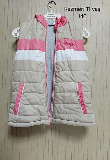 ucuz xoncalar: Uşaq geyimləri 🌸 Hamısı təmiz və səliqəlidir 🧥 Kurtkalar — 5 AZN 👕 — 2