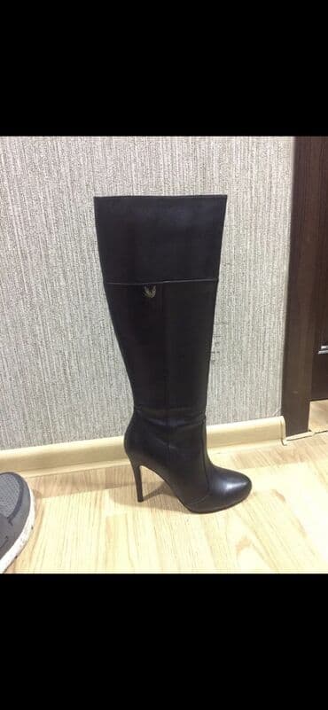 Ölçü: 37.5, rəng - Qara, Yeni lalafo.az -da Ölçü: 37.5, rəng - Qara, Yeni