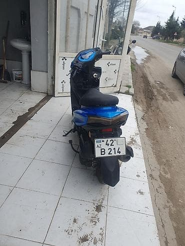 yamaha jog: 125 sm3, 2023 il, 7049 km — 5
