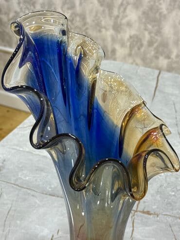 lale gülü: Bir vaza — 4