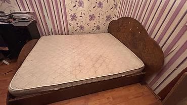 sandiq mebel: İşlənmiş, İkinəfərlik çarpayı, Bazasız, Matras ilə, Siyirməsiz, Azərbaycan — 4