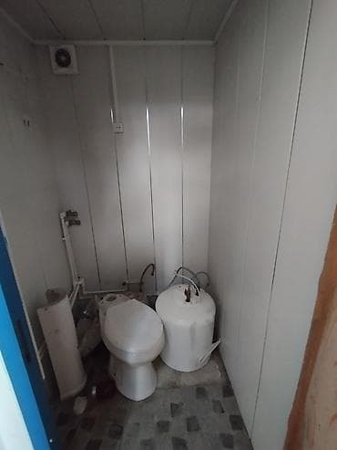 ванна кабина: Metal karkaslı, sendviç paneldən yığılmış kompakt sanitar konteyner — 3