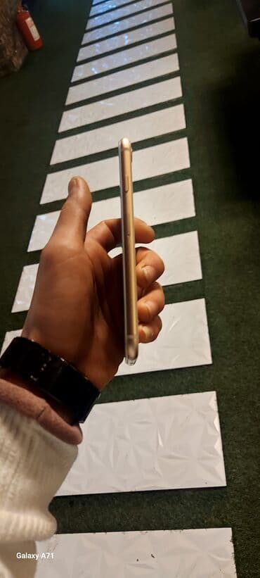 чехол на айфон 7: IPhone 8, Золотой — 3