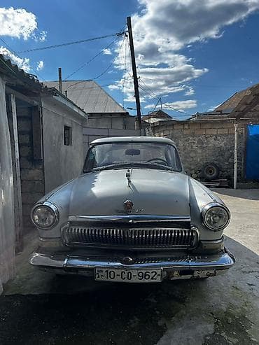 e39 radiator: GAZ-21 Volqa, klassik sovet sedanı Xüsusiyyətlər: - Korpus: 4 qapılı — 1
