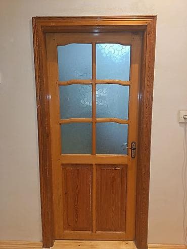 Qapı iki ədəddir 90/2,05 ölçüdə, biri 50 manat. Sabunçu (0602) KİFA75