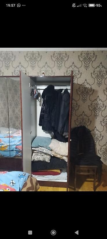 paltar wkaflari: 6 qapı, Güzgülü, Qəhvəyi, Digər material, Açılan, Düz dolab — 4