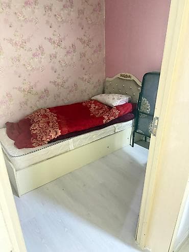 nərimanovda evler: Maklerlər əlagə saxlamasın!! Təcili şəkildə satılır. Ev iki otaqdır — 3
