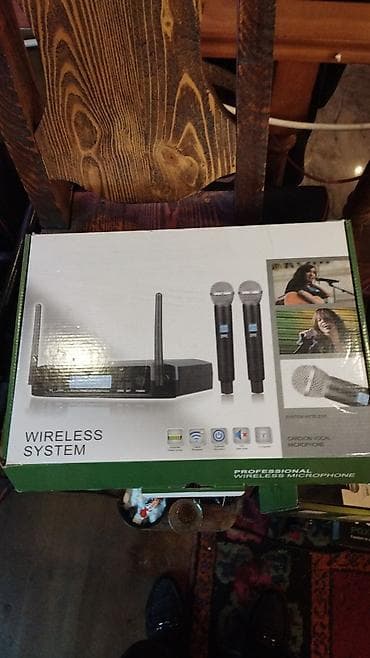 kalonka mikrofon: Məhsul: İkili peşəkar simsiz mikrofon sistemi Təsvir: - İki ədəd əl — 2