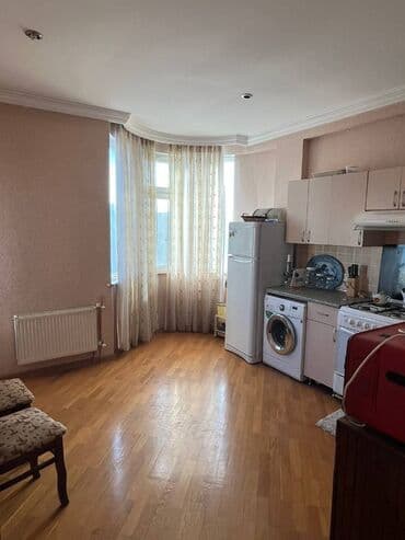 qurtuluş 93 kiraye evler tap az: Xalqlar metrosunun yaxınlığında Katv yaxin 11 mertebeli binanın 9-cu — 8