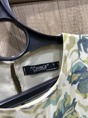 ayaqq: S ölçü çiçək naxışlı don - Rənglər: ağ fon üzərində mavi, yaşıl və — 6