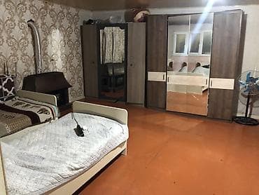 ag seher evler: 2 otaqlı qaz su isiq hamısı var tualet bi dene çöldedir heyet evidir — 3