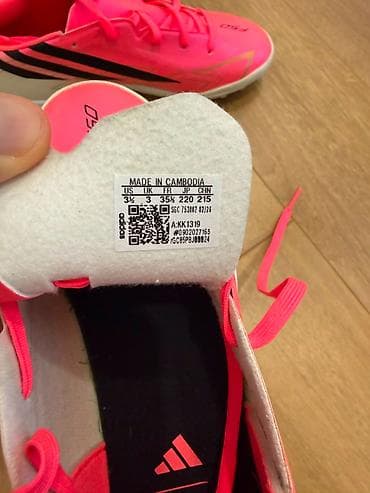 Мужская обувь: Adidasın rəsmi səhifəsindən alınıb, ölçü kiçik olduğu üçün istifadə — 3