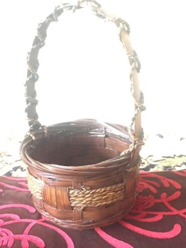 novruz bayrami xoncasi: Təbii materiallardan hazırlanmış toxunma sənətkar səbətlər — 1