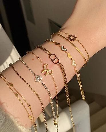 toxunma el isleri instagram: Hazır bijuteriya biznesi satılır. Məhsullar topdan qiymətdən aşağı — 2