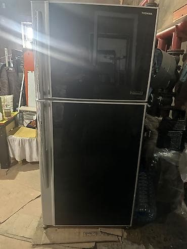 soyuducu qablari: Toshiba soyuducusu 550 Azn.Ölçüləri 175 sm hundurluyu, 76 sm eni — 1