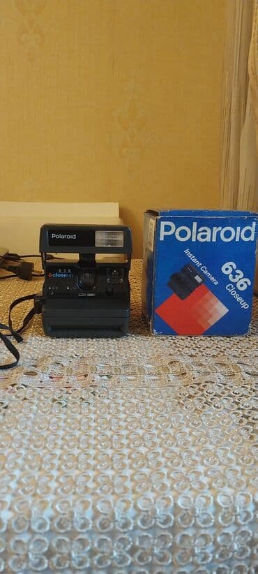 взять фотоаппарат в аренду: Poloroid qutusu ilə .işlək vəziyyətdə istiyən zəng edə bilər — 1
